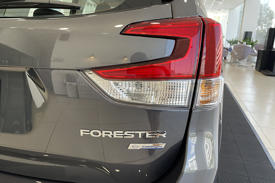 Đèn hậu Subaru Forester 2.0 I-S Eyesight facelift 2023