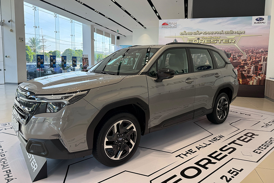 Thân xe Subaru Forester 2.5 i-S EyeSight